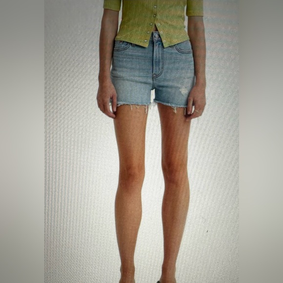 Women’s LEVIS High Rise Shorts - Picture 1 of 6